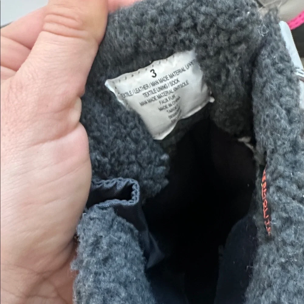 All in motion Gray and Black Winter Boots with Pink Accents 3 kids girls